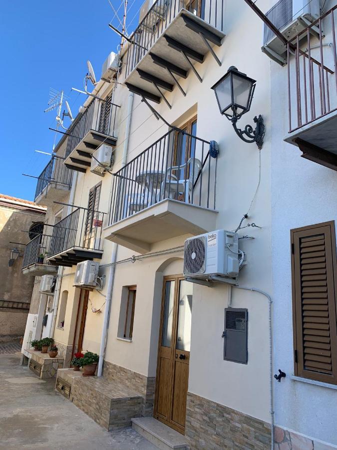 Dea Del Borgo Villa Sant'Ambrogio  Bagian luar foto
